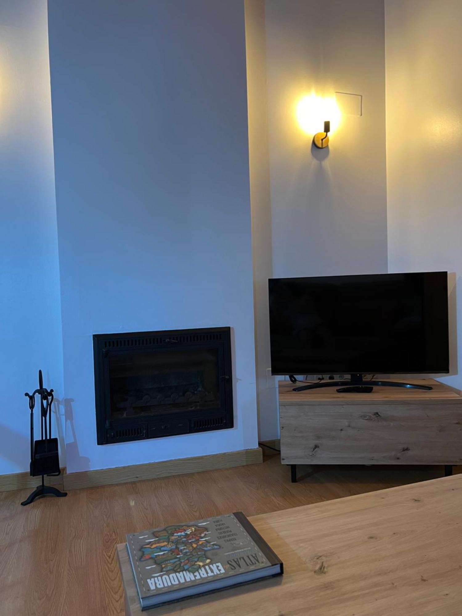 San Antonio 6 Apartman Malpartida de Cáceres Kültér fotó